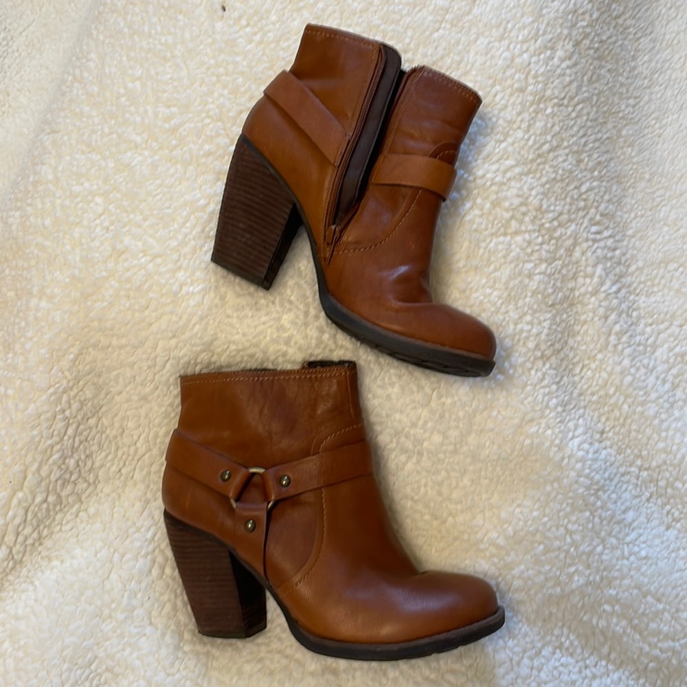 Korks brown heeled booties size 10